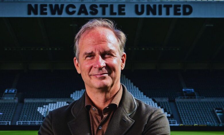 "David Hopkinson, CEO do Newcastle United, durante entrevista sobre os planos ambiciosos do clube até 2030"