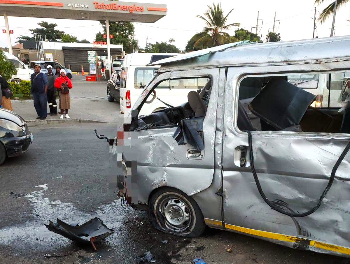 Quatro feridos graves em acidente na “Acordos de Lusaka”