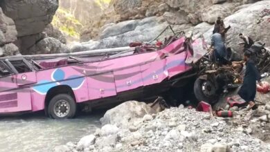 Pelo menos 40 pessoas morreram em acidente com autocarro no Paquistão