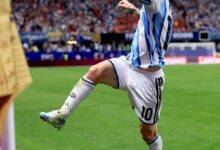 Messi brilha em virada da Argentina e amplia vantagem na artilharia histórica da Copa; veja números
