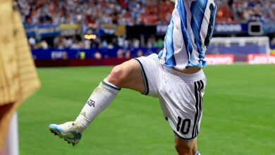 Messi brilha em virada da Argentina e amplia vantagem na artilharia histórica da Copa; veja números