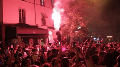 Jovem de 17 anos morre ao celebrar vitória da França nos “quartos”