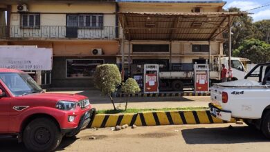 LICHINGA: Gasolina continua exposta nas ruas