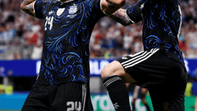 Argentina vira sobre a Inglaterra nos acréscimos e garante vaga na final da Copa do Mundo