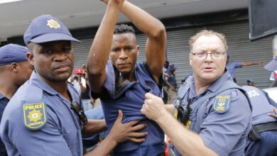 África do Sul detém 8.896 estrangeiros em 14 dias