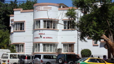 Chefe do Estado inteira-se do funcionamento da Escola Nacional de Música