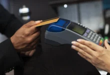 Banco Central reduz limite de gastos com cartões no exterior