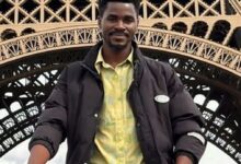 Nicolau de Jesus declama no “Poetry Africa” em Durban
