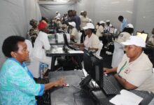 FUNCIONÁRIOS EM IDADE DE APOSENTAÇÃO: Instituições têm até Setembro para requererem permanência