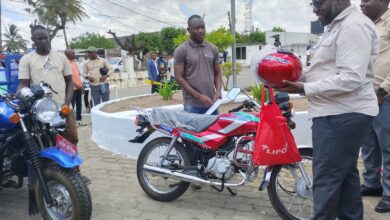 Caifadine Manasse entrega incubadora de empreendedorismo em Nampula